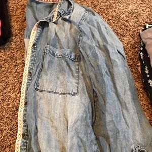 Maurice’s button up